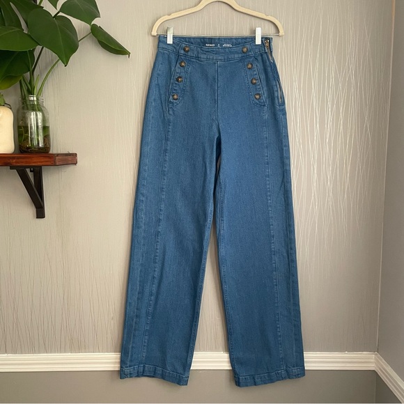 Old Navy Denim - Old Navy Denim Button-Accent Wide Leg Jeans